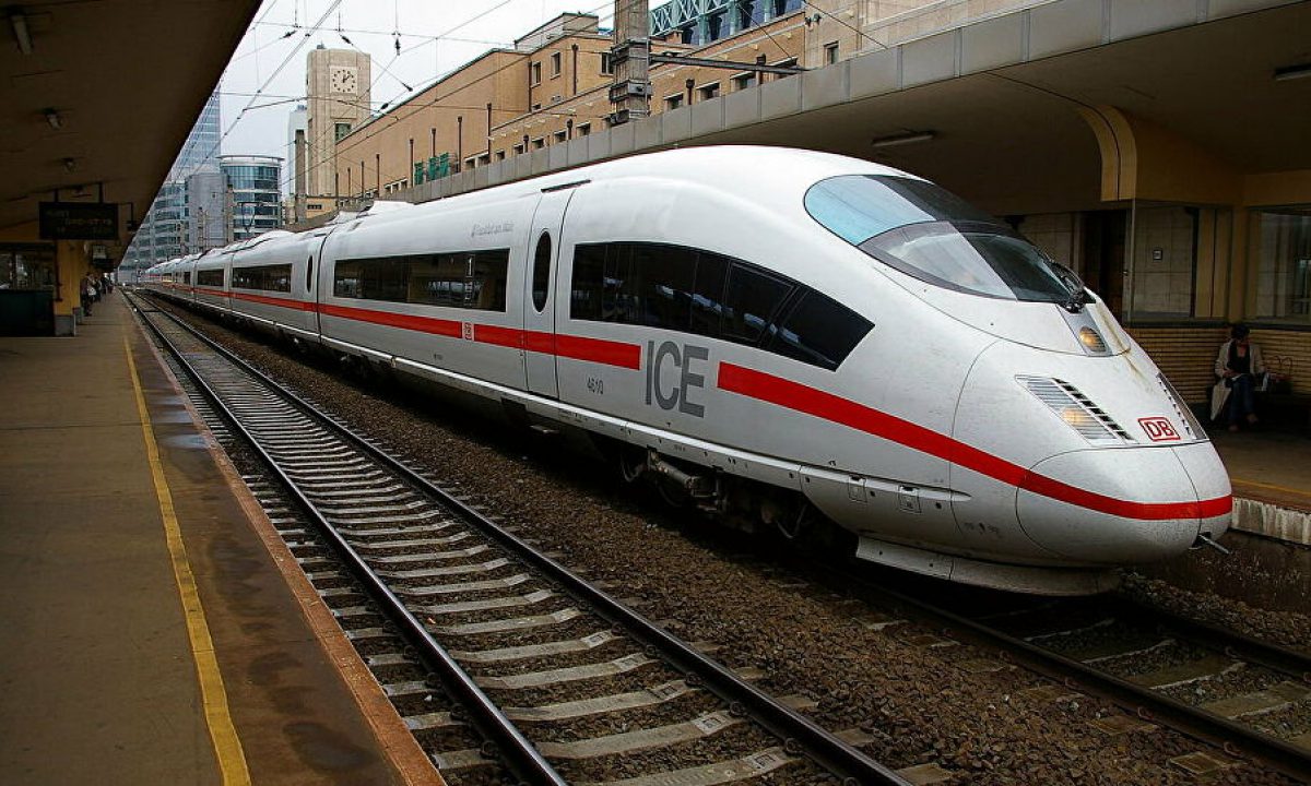 INTERCITY EXPRESS TRAIN(เยอรมัน)