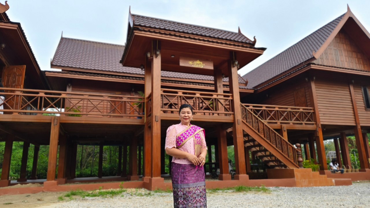 ที่พักไม่นอนแพก็สวยเริด